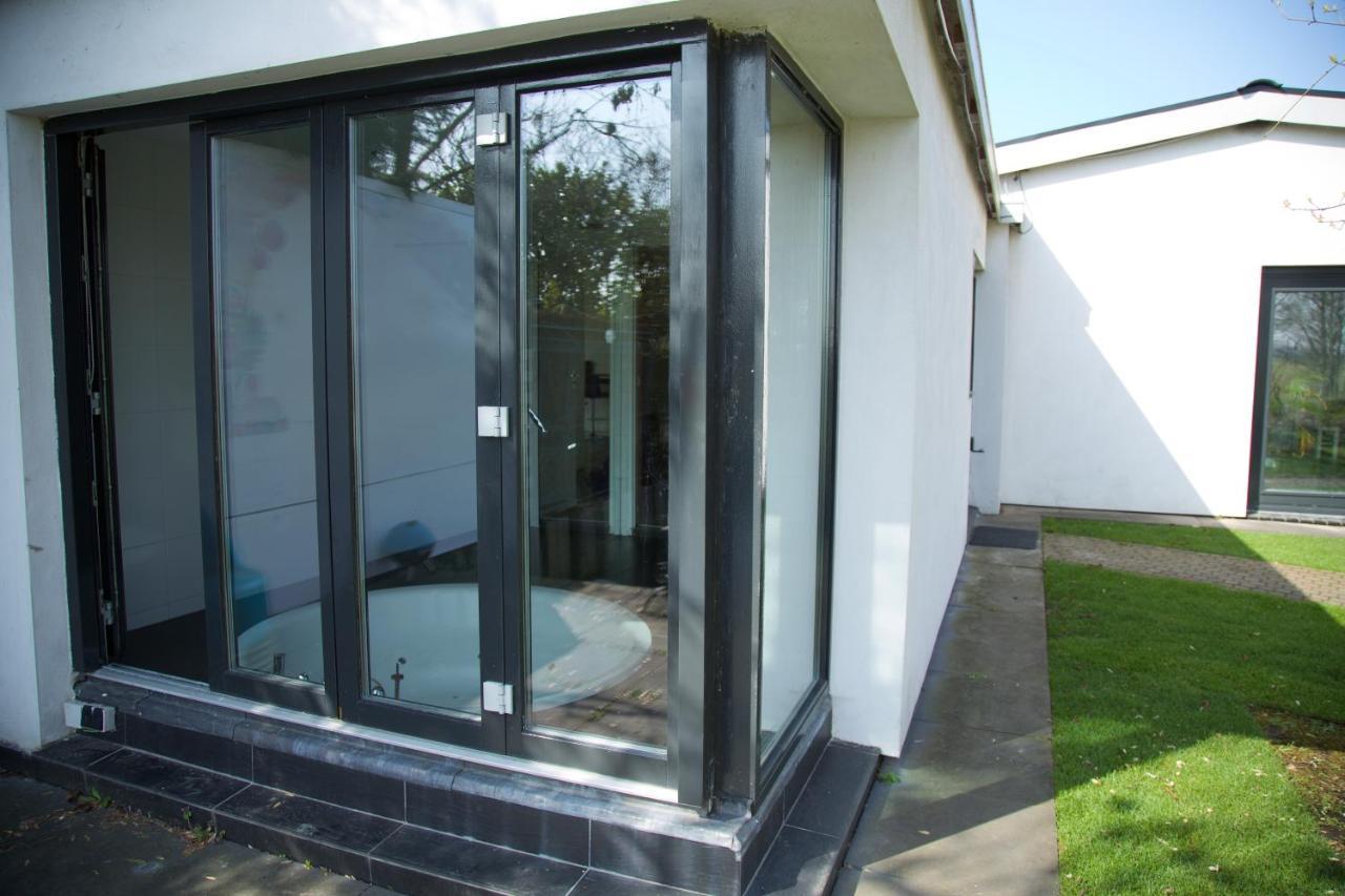 Bungalow Haarlem Amsterdam With Jacuzzi Vijfhuizen Екстер'єр фото