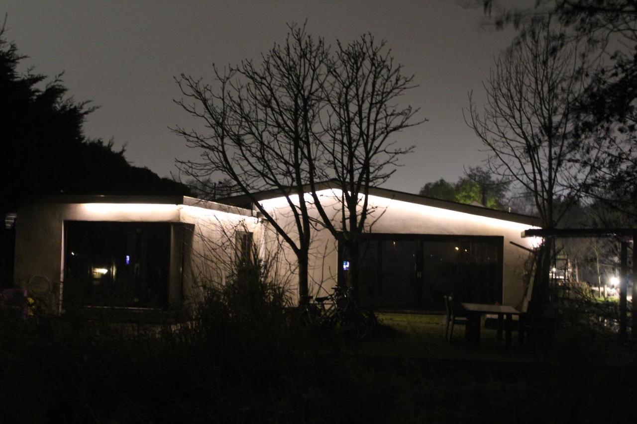 Bungalow Haarlem Amsterdam With Jacuzzi Vijfhuizen Екстер'єр фото